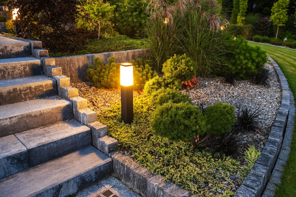 JARDIN Y EXTERIORES